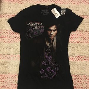 Hot Topic | Tops | Nwt Vampire Diaries 